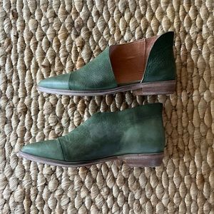 NWOT Free People Royale Flat dark green 36 6